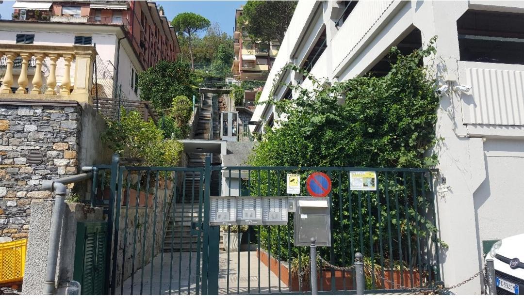 Camera Privata Nell'Appartamento In Zona Residenziale Con 2 Piscine Rapallo Exterior foto