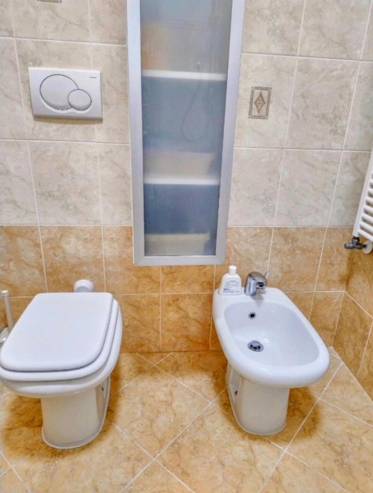 Camera Privata Nell'Appartamento In Zona Residenziale Con 2 Piscine Rapallo Exterior foto